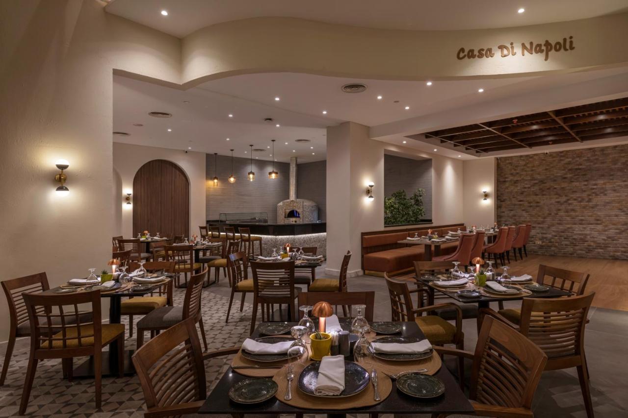Steigenberger Nile Palace Luxor - Convention Center Екстериор снимка Casa Di Napoli