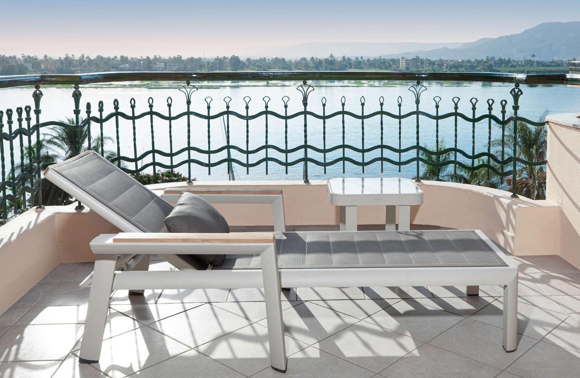 Steigenberger Nile Palace Luxor - Convention Center Екстериор снимка A solar water heater