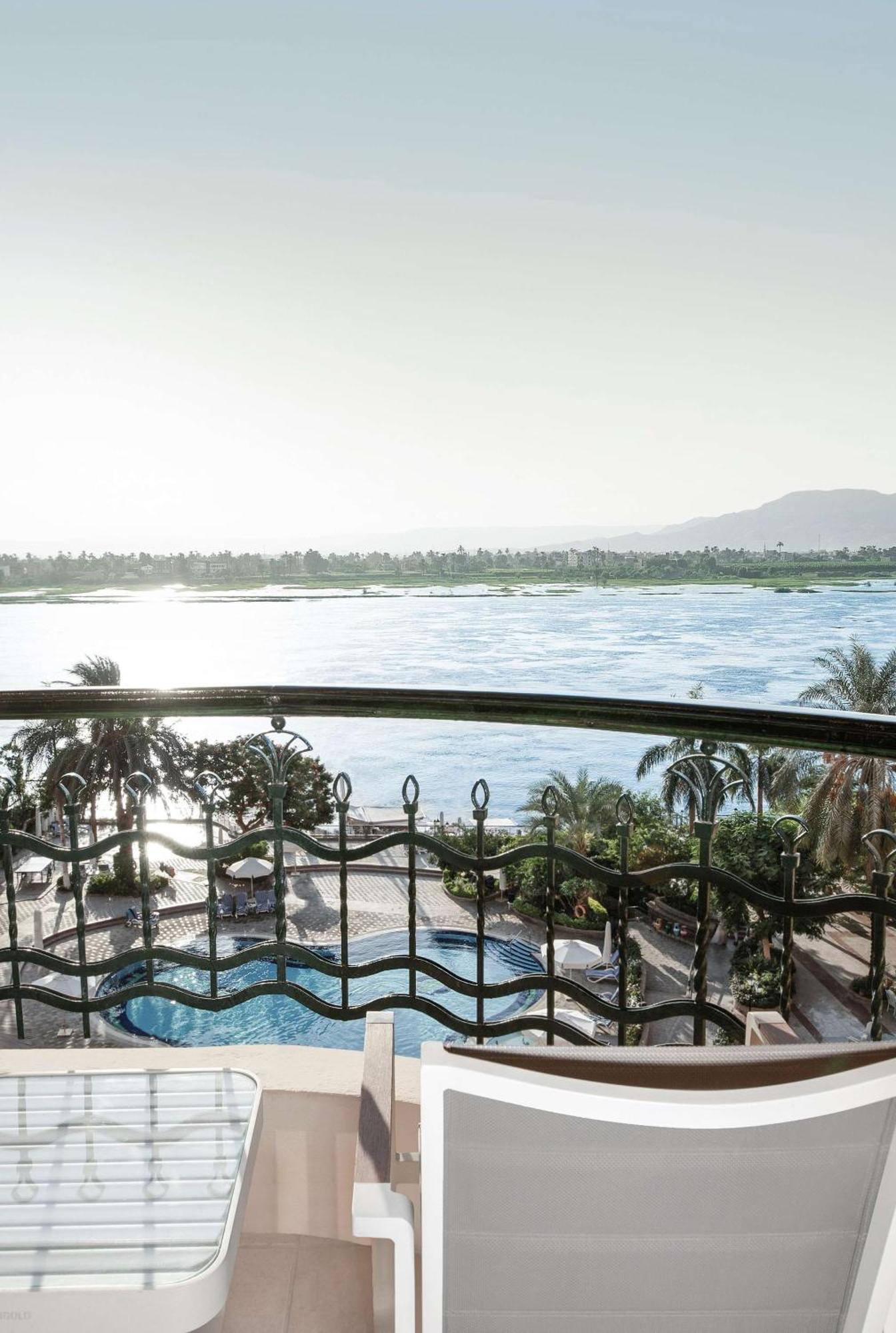 Steigenberger Nile Palace Luxor - Convention Center Екстериор снимка The Nile River at Luxor